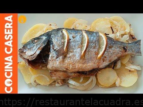 Receta de dorada al horno con patatas y cebolla: ¡un plato delicioso y fácil de preparar!